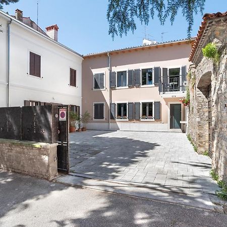 Capraria Appartments In Historic Center, With Private Parking كوبر المظهر الخارجي الصورة