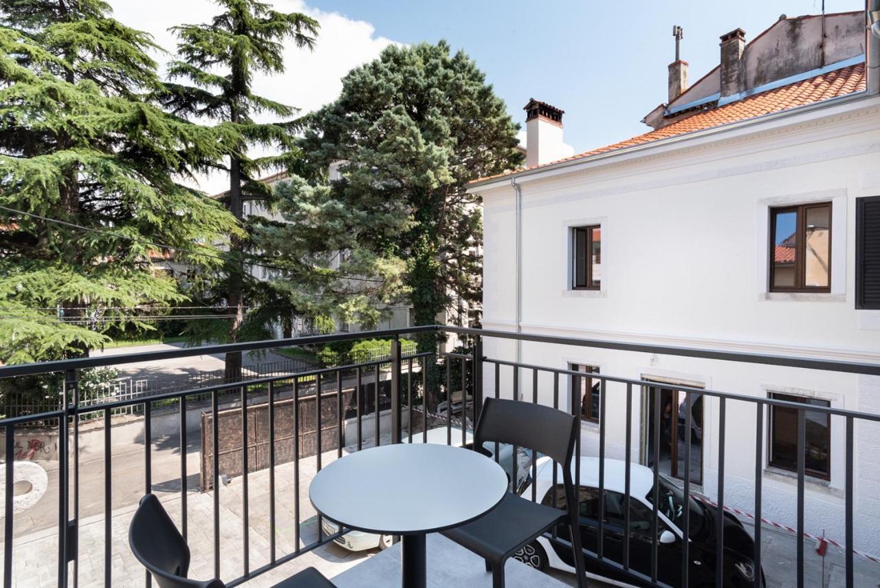 Capraria Appartments In Historic Center, With Private Parking كوبر المظهر الخارجي الصورة